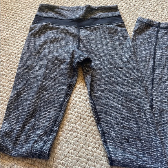 Lululemon Womens Size 4 Tweed Gray Black Full Length leggings - Picture 2 of 2